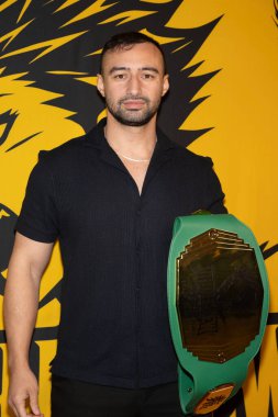 The Cats Crawl Theater, Los Angeles, CA, 29 Aralık 2024 'te Iron Crew 2024 Dünya İlk Aksiyon Sahnesi Yarışmasına katıldı.