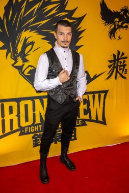 The Cats Crawl Theater, Los Angeles, CA, 29 Aralık 2024 'te Iron Crew 2024 Dünya İlk Aksiyon Sahnesi Yarışmasına katıldı.