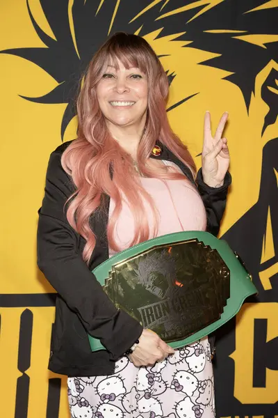 The Cats Crawl Theater, Los Angeles, CA, 29 Aralık 2024 'te Iron Crew 2024 Dünya İlk Aksiyon Sahnesi Yarışmasına katıldı.