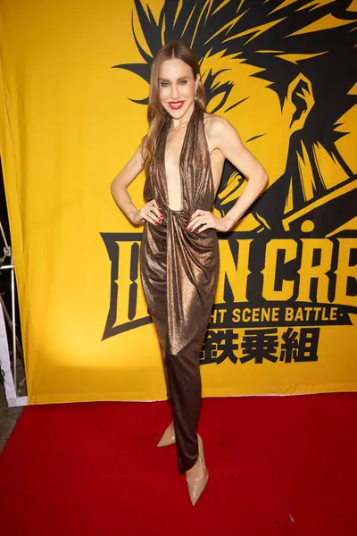 The Cats Crawl Theater, Los Angeles, CA, 29 Aralık 2024 'te Iron Crew 2024 Dünya İlk Aksiyon Sahnesi Yarışmasına katıldı.