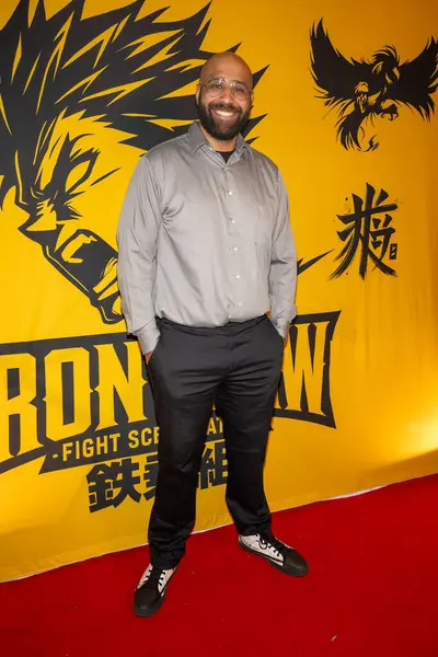 The Cats Crawl Theater, Los Angeles, CA, 29 Aralık 2024 'te Iron Crew 2024 Dünya İlk Aksiyon Sahnesi Yarışmasına katıldı.