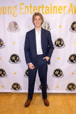 Aktör Griffin Arnold, 18 Ocak 2025 'te Los Angeles, Los Angeles' taki El Portal Tiyatrosu 'nda düzenlenen 9.