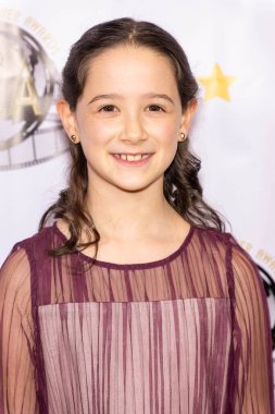 Aktris Remy Marthaller, 18 Ocak 2025 'te El Portal Tiyatrosu' nda düzenlenen 9. Yıllık Genç Eğlence Ödüllerine katıldı.