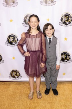 Aktörler Remy ve Miles Marthaller, 18 Ocak 2025 'te El Portal Tiyatrosu' nda düzenlenen 9. Yıllık Genç Eğlence Ödülleri 'ne katıldılar.