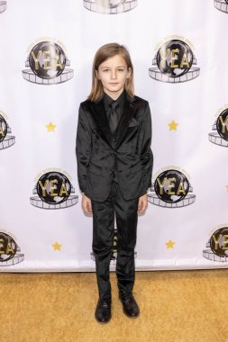 Aktör Ranen Navat, 18 Ocak 2025 El Portal Tiyatrosu 'nda 9. Yıllık Genç Eğlence Ödülleri' ne katıldı.