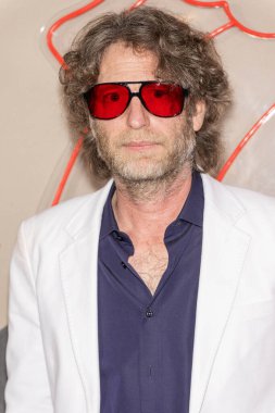 Müzisyen Nathan Cowles, 18 Ocak 2025 'te Los Angeles' taki Los Angeles Yangın Krizini Destekleyen Ziggy Oteli 'nde Hugh Peeple Yardım Konseri' ne katıldı.