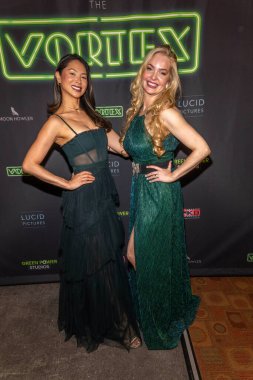 Aktris Jessica Lee ve aktris Grace Field, 10 Şubat 2025 'te Los Angeles' taki Laemmle Noho 7 Tiyatrosu 'nda VORTEX' in Lucid Pictures özel gösterimine katıldı.