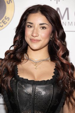 Şarkıcı Izabellah Rae Diez, Key Elements PR ve KEMG Entertainment 'e katılıyor. Sunar: The Mint, Los Angeles, CA, 25 Şubat 2025