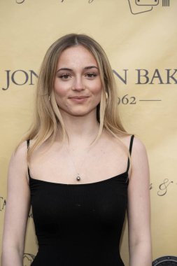 Şarkıcı / Oyuncu Trease Baker, 2 Mart 2025 'te Baker Manor, Los Angeles, CA' da Hollywood Oscar 'ının İkonları' na katıldı.