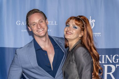 Aktör Nathaniel Dolquist ve Kelly Maryanski, 19 Mart 2025 'te Los Angeles TV Serisi' nin Los Angeles Premiere 'ine katıldılar.