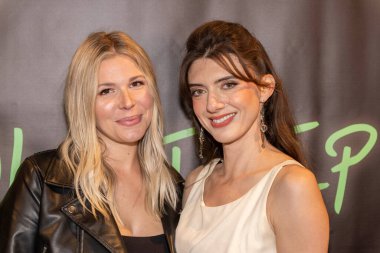 Umut Almanya, Yapımcı / Yönetmen / Aktör Madeline Blue, Los Angeles Güzel Sanatlar Tiyatrosu 'ndaki' Solo Trip 'filminin Los Angeles prömiyerine katıldı.