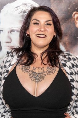 Jennifer Valdes, 1 Mayıs 2025 'te Los Angeles, Los Angeles' taki Laemmle Town Center 5 'te 