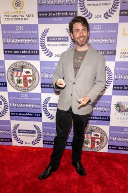 Yönetmen / Yazar Maximilian Clark, Los Angeles Galeri Tiyatrosu 'nda 16. LA Web Serisi Festivali Ödül Töreni' ne (LA Webfest) katıldı.