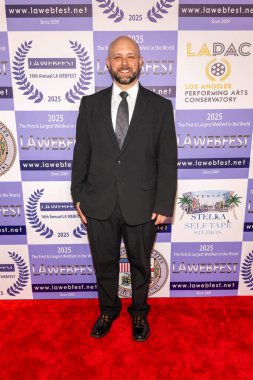 Yapımcı / Yönetmen Jonathan Winstead, Los Angeles Galeri Tiyatrosu 'nda 16. Los Angeles Web Serisi Festivali Ödül Töreni' ne (LA Webfest) katıldı.