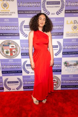 Aktris Michaela Skaribas, Los Angeles Galeri Tiyatrosu 'nda 16. Los Angeles Web Serisi Festivali Ödül Töreni' ne (LA Webfest) katıldı.