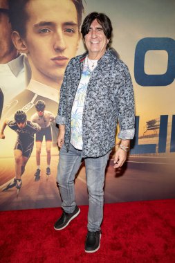 Müzisyen Martin Blasick, 8 Mayıs 2025 Regal Cinemas LA Live, Los Angeles, CA 'de Los Angeles' Off the LINE 'ın galasına katıldı.