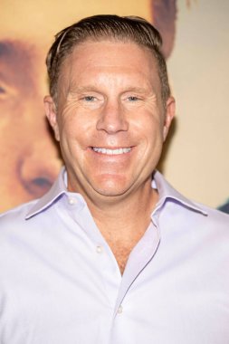 Aktör Jeremy Moller, Regal Cinemas LA Live, Los Angeles, CA, 8 Mayıs 2025 'te Los Angeles' Off the LINE 'ın galasına katılıyor.