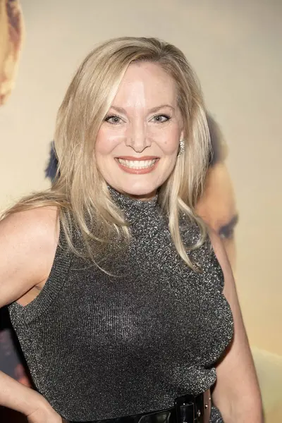 Aktris / Yapımcı Mandy Fason 8 Mayıs 2025 'te Regal Cinemas LA Live, Los Angeles' ta Los Angeles Premiere 'e katıldı.