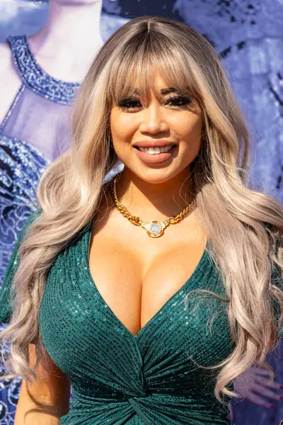 Packet TV 'nin kurucularından Josh Berger, 18 Mayıs 2025' te Sue Wong Arthaus Malibu 'daki özel konutta düzenlenen özel kutlamalara katıldı.