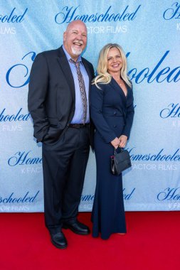 Aktörler Jay ve Kristi Paasch, 29 Mayıs 2025 'te Laemmle Royal, Los Angeles, CA' da 