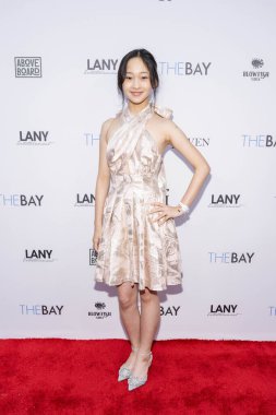 Aktris Nina Tang, 5 Haziran 2025 'te Los Angeles Özel Konutu' nda LANY Entertainment Summer Mixer 'a katıldı.