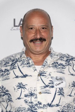 Aktör Fabrice Uzan, 5 Haziran 2025 'te Los Angeles Özel Konutu' nda LANY Entertainment Summer Mixer 'a katıldı.