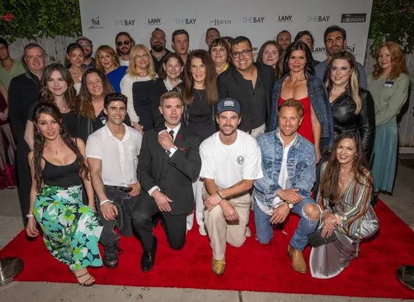 The Bay 'in oyuncuları LANY Entertainment Yaz Mixer' ına katılıyor. Los Angeles, CA, 5 Haziran 2025