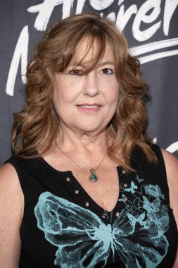 Medyum Linda Spellman 24 Haziran 2025 'te Club Bahia, Los Angeles' ta Alexis Marrero Artists Label Showcase 'e katıldı.