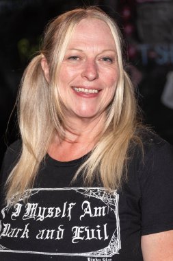 Yapımcı / Özel Efekt Meri Gyetvay, 3 Temmuz 2025 'te Beam Studio, Los Angeles' taki Witchcraft 17 setine katıldı.