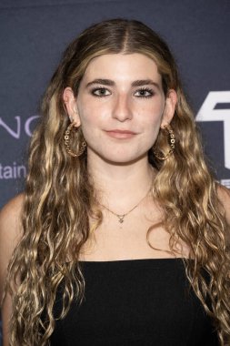 Aktris / yapımcı Sydney Makas, 15 Temmuz 2025 'te Sunset Room Hollywood, Los Angeles' ta Altadena 'daki Eaton Yangını kurbanlarının yararına ESPY öncesi yardım kutlamalarına katıldı.