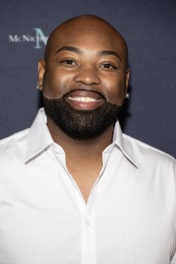 Savunma koçu Elliette Jackson, Sunset Room Hollywood, Los Angeles, CA, 15 Temmuz 2025 'te Altadena' daki Eaton Yangını kurbanlarının yararına ESPY öncesi yardım kutlamalarına katıldı.