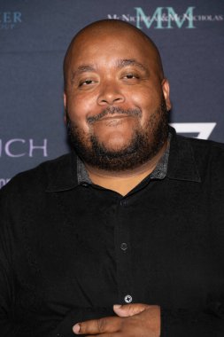 TreImage CEO 'su Charles Singleton, Sunset Room Hollywood, Los Angeles, CA, 15 Temmuz 2025' te Altadena 'daki Eaton Yangını kurbanlarının yararına ESPY öncesi yardım kutlamalarına katıldı.