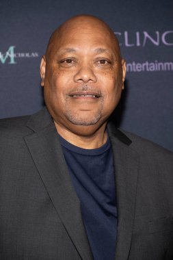 Film yapımcısı ve yazarı Chico Brown, 15 Temmuz 2025 'te Sunset Room Hollywood, Los Angeles' ta Altadena 'daki Eaton Yangını kurbanlarının yararına ESPY öncesi yardım kutlamalarına katıldı.