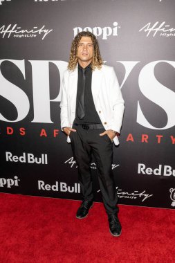 Aktör Dwayne Hilton JR SkyBar Mondrian Hotel Los Angeles 'ta ESPYs Party' ye katılıyor.