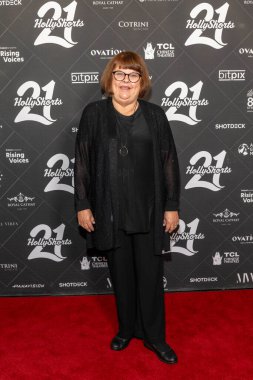 Aktris Bonnie Hellman, TCL Çin Tiyatrosu, Los Angeles, CA, 17 Ağustos 2025 'te düzenlenen 21. Hollyshorts Film Festivali' ne katıldı.