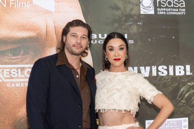 Aktör Zebedee Row ve Rachel Alig 20 Ağustos 2025 'te Los Angeles Crescent Theater, Los Angeles' ta 