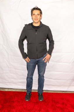 Yönetmen Justin Nagy, 27 Eylül 2025 'te Beverly Hills, Los Angeles' taki Lumiere Sineması 'nda 