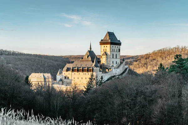 Самый Популярный Чешский Замок Закате Удивительный Исторический Памятник Центральной Европе — стоковое фото