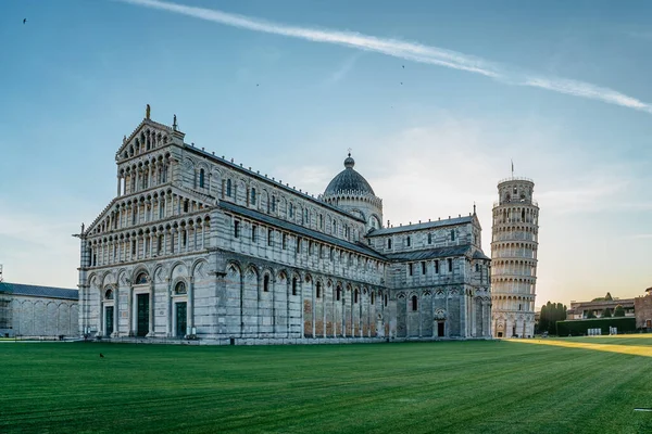 Pisa Italy May 2022 Sunrise Famous Leaning Tower Freestanding Bell Fotos De Stock