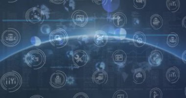 Dünya üzerindeki teknoloji simgelerinin animasyonu ve veri işleme. Veri işleme, küresel ağ ve teknoloji konsepti dijital olarak oluşturulmuş video.