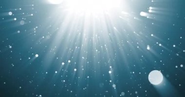 Düşen konfeti ve siyah zemin üzerindeki ışık ışınlarının animasyonu. Arkaplan, ışıklar ve hareket konsepti dijital video oluşturuldu.