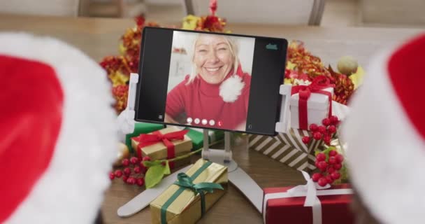 Animation Diverse Couple Santa Hats Tablet Video Call Woman Christmas — Stock Video