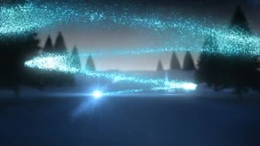 Kış boyunca karlı arazide dönen ışık hüzmesi.