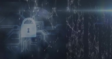 Bağlantılar, ışıklar ve entegre devrelerin animasyonu siyah arka planda dünya ile. Veri işleme, dijital güvenlik ve teknoloji konsepti dijital olarak oluşturulmuş video.