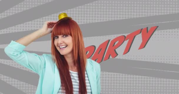 パーティーの帽子をかぶった白人女性に関するパーティーテキストのアニメーション 新年の伝統とお祝いのコンセプトをデジタルで作成し — ストック動画