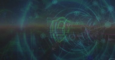 Tünelin üzerinde asma kilit simgesiyle veri işleme animasyonu. Küresel teknoloji, bilgisayar ve dijital arayüz kavramı dijital olarak oluşturulmuş video.