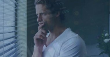 Kafkas erkek doktor üzerinden finansal veri işleme animasyonu. Küresel finansman, ilaç ve dijital arayüz kavramı dijital olarak oluşturulmuş video.