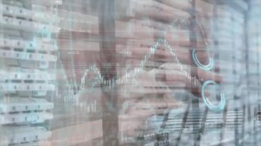 Veri işleme animasyonu ve sunucular üzerinde bilgisayar klavyesi kullanan insanlar. Dijital olarak oluşturulmuş küresel bilgisayar ve veri işleme kavramı.