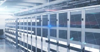 Matematiksel denklemlerin bilgisayar sunucu odasına karşı şebekeler ve ışık yolları üzerinden animasyonu. İş veri depolama teknolojisi kavramı