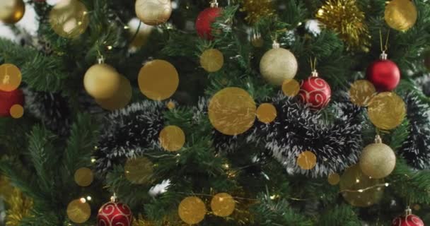 Tento Videoklip Obsahuje Vánoční Stromek Zdobený Cetkami Digitální Animací Více — Stock video